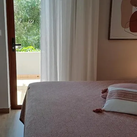 Viena & Aparthotel 2*